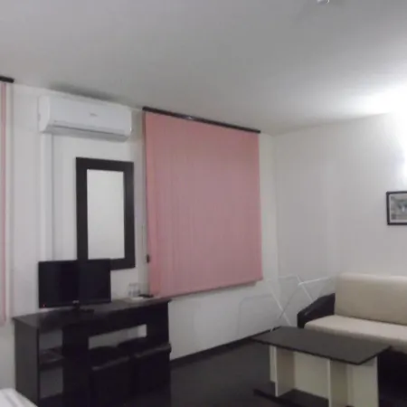 Enchevi Szálloda Kirkovo