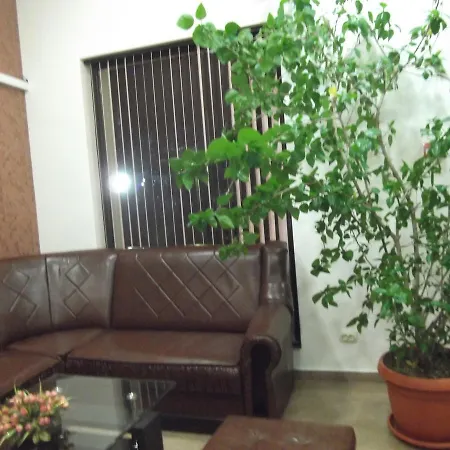 Enchevi Hotel Kirkowo