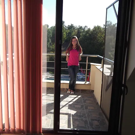 Hotel Enchevi Kirkowo