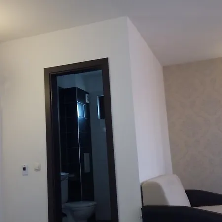 Enchevi Szálloda Kirkovo