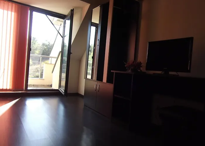 Enchevi 2* Кирково