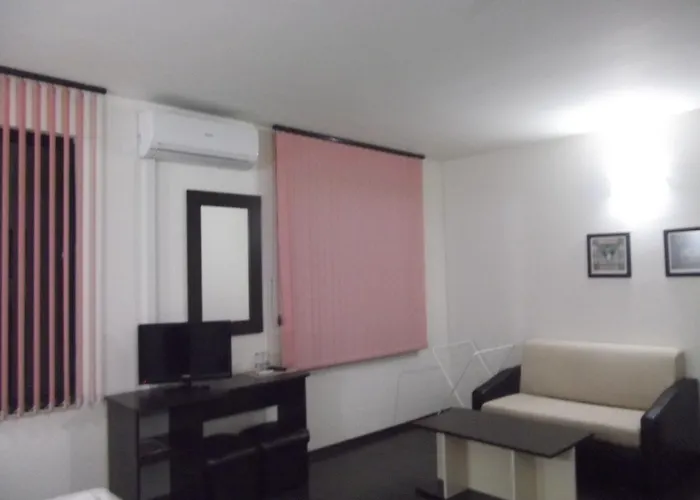 Enchevi Отель Кирково