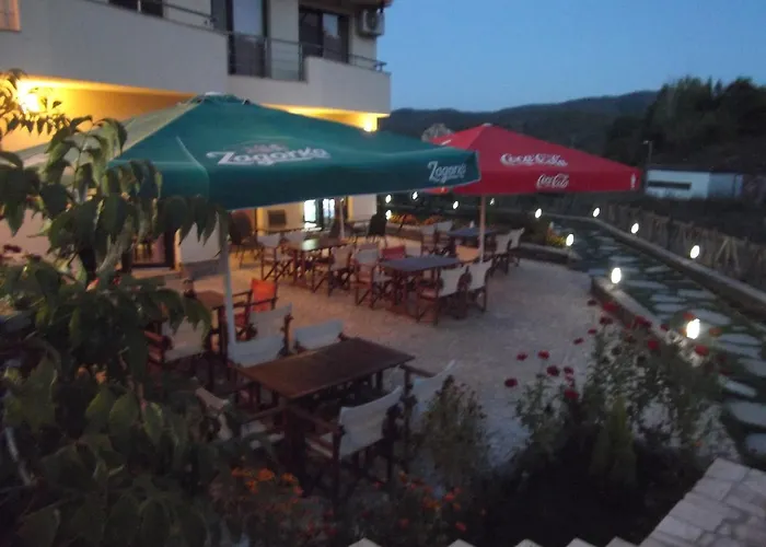 Отель Enchevi 2*