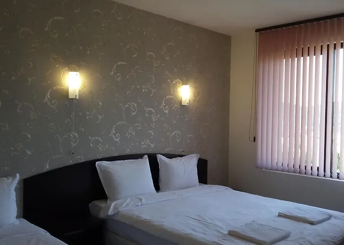 Enchevi Отель Кирково