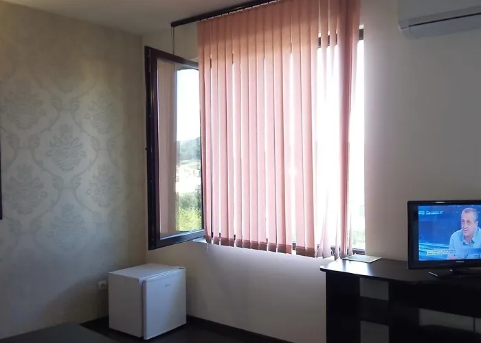 Отель Enchevi 2*