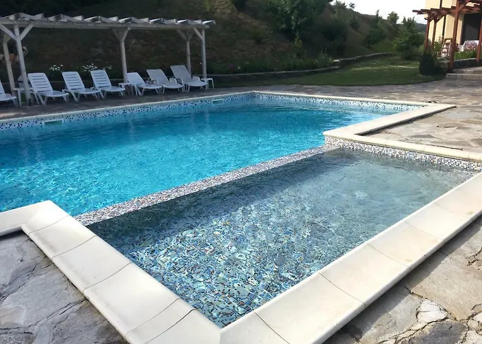 Отель Enchevi 2*